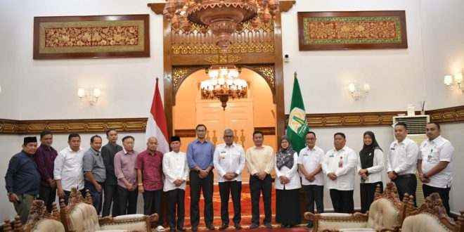 Pj Gubernur Aceh Terima Kunjungan Delegasi Investor Malaysia, Bahas Peluang Kerjasama Strategis