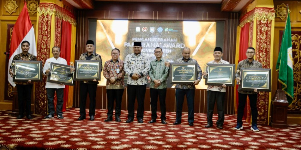 Serahkan Paritrana Award 2024, Pj Gubernur Safrizal Tegaskan Komitmen Perlindungan Ketenagakerjaan